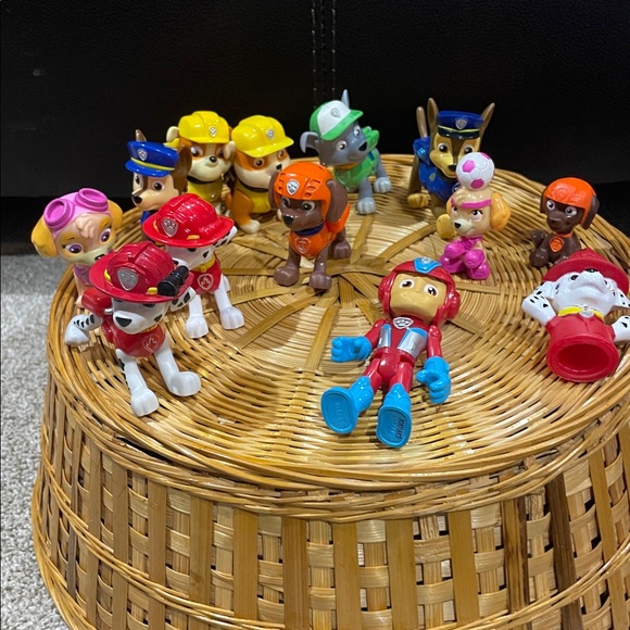 Colorful Paw Patrol Action Figures Set - Picture 2 of 5